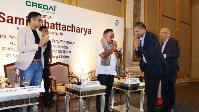 CREDAI Kolkata felicitates Shri Samik Bhattacharya, State President, BJP 
