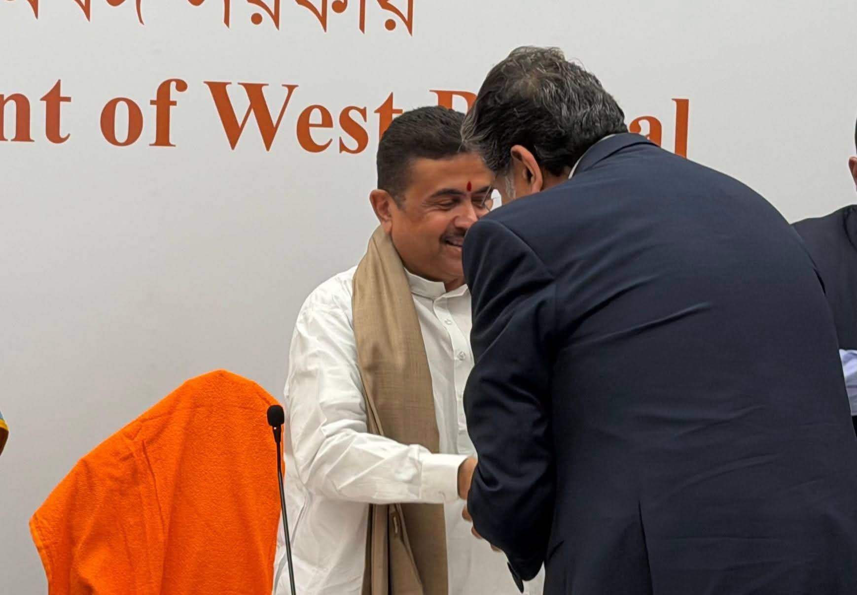 CREDAI Kolkata felicitates Hon'ble Chief Minister Shri Suvendu Adhikari